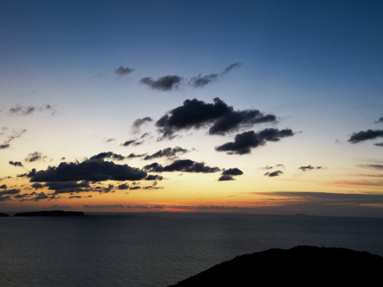 はじめてのドローン撮影体験は何名から参加できるの？